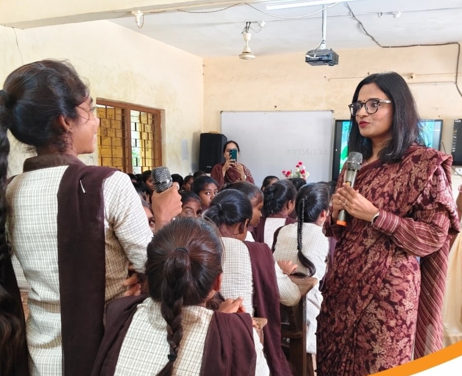 In Chhota Udepur, ‘Sashakt Beti’ brings the Collector closer to schoolgirls