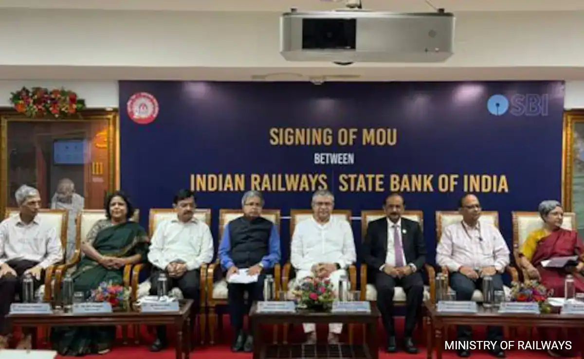 Indian Railways ties up with SBI to provide ₹1 crore accident insurance for employees