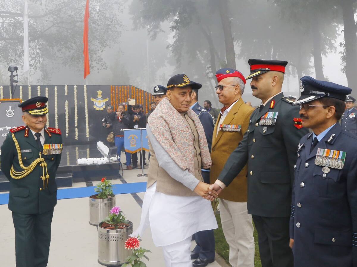 Nation honours ex-servicemen on 10th Defence Forces Veterans’ Day