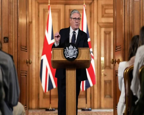 UK moves to ban social media access for children under 16