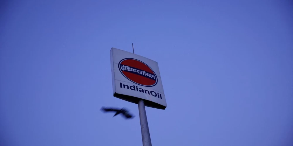 IOC crosses 100 MMT in sales for the first time, profit more than doubles