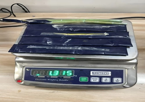 Gold smuggling foiled at IGI airport